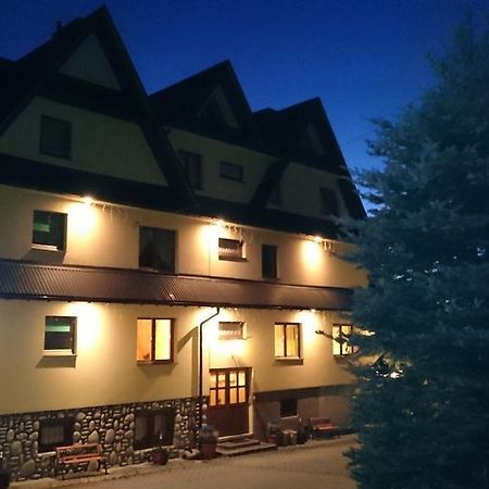 Pod Tatrami Bed & Breakfast Bukowina Tatrzanska Bagian luar foto