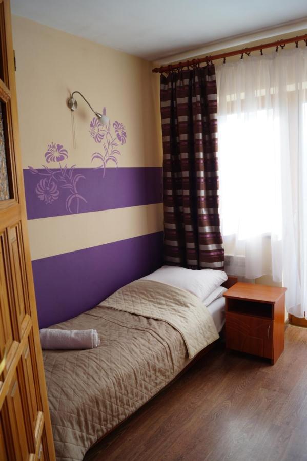 Pod Tatrami Bed & Breakfast Bukowina Tatrzanska Bagian luar foto