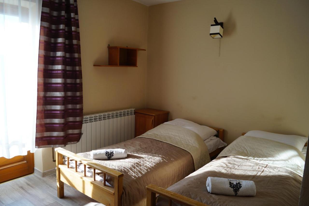 Pod Tatrami Bed & Breakfast Bukowina Tatrzanska Bagian luar foto