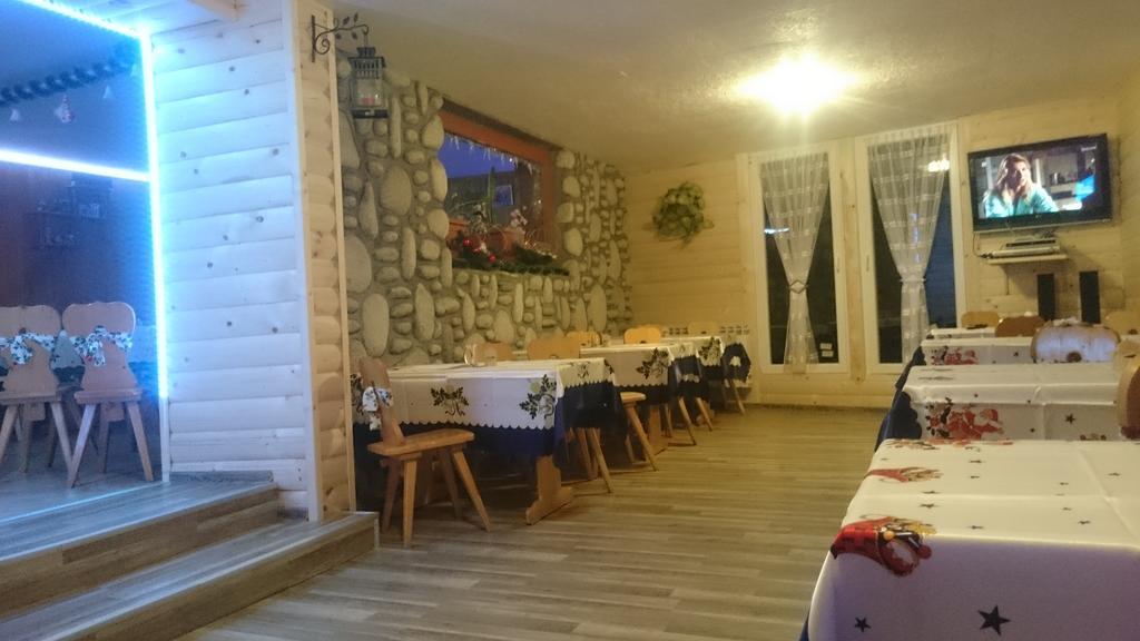 Pod Tatrami Bed & Breakfast Bukowina Tatrzanska Bagian luar foto
