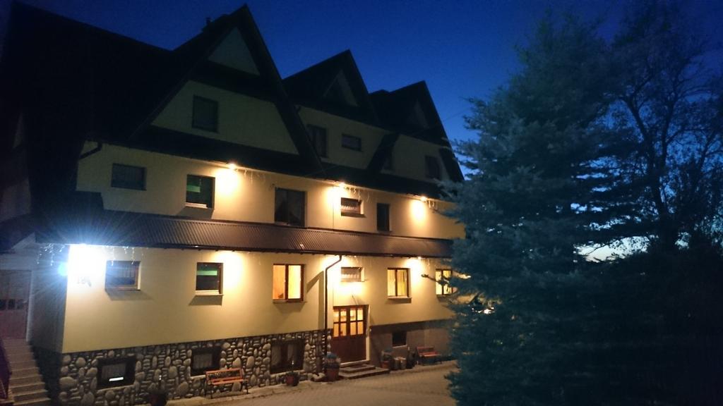 Pod Tatrami Bed & Breakfast Bukowina Tatrzanska Bagian luar foto