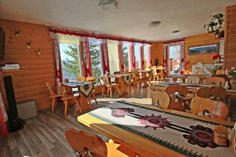 Pod Tatrami Bed & Breakfast Bukowina Tatrzanska Bagian luar foto
