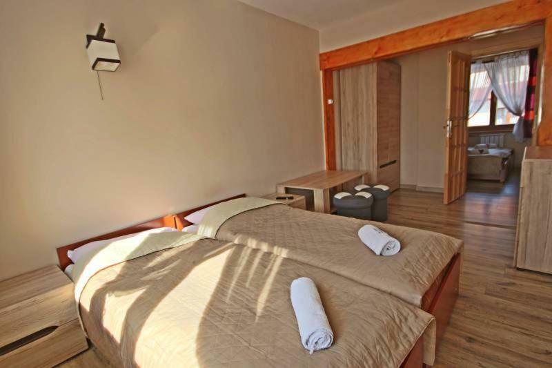 Pod Tatrami Bed & Breakfast Bukowina Tatrzanska Bagian luar foto